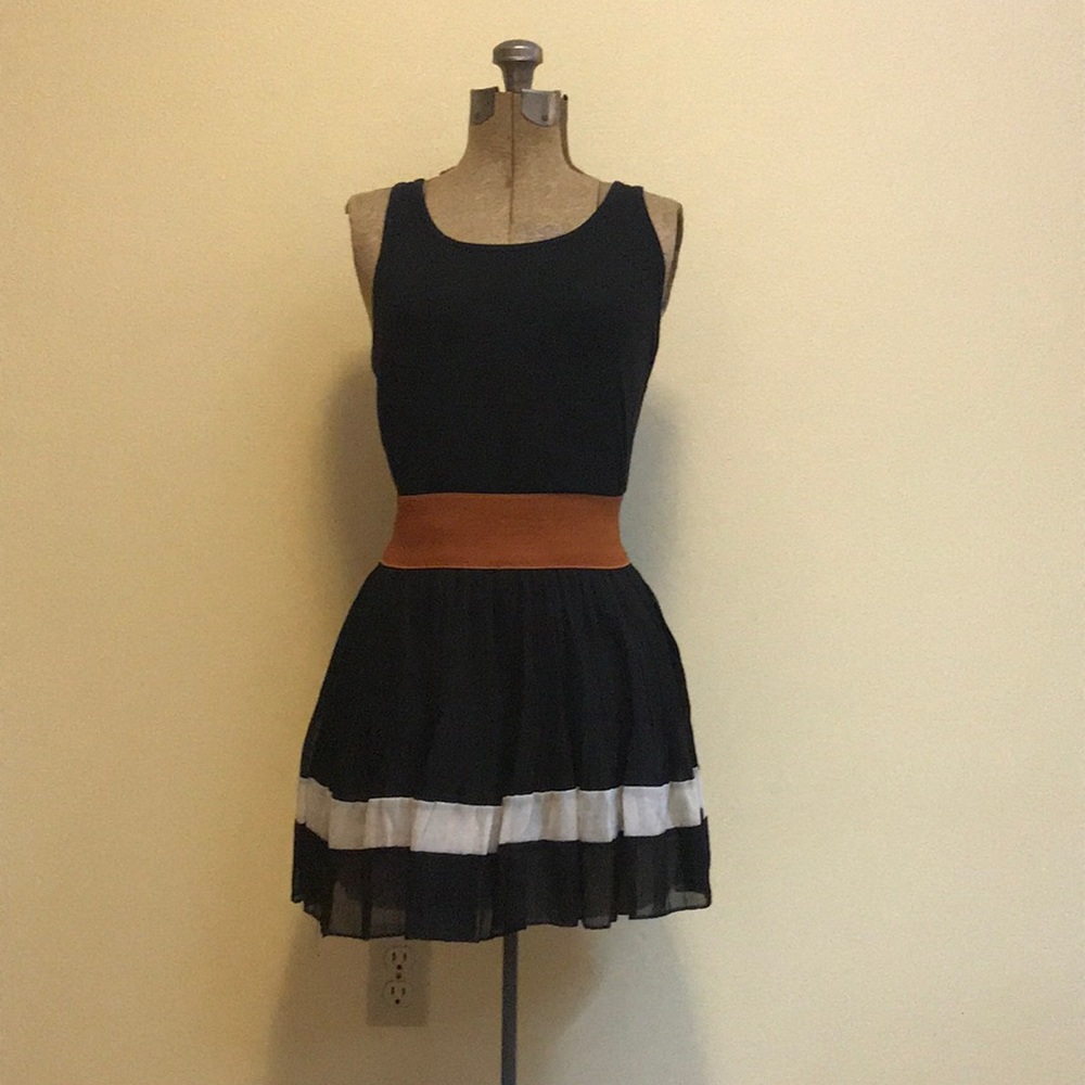 Chiffon Pleated Color Block Skirt